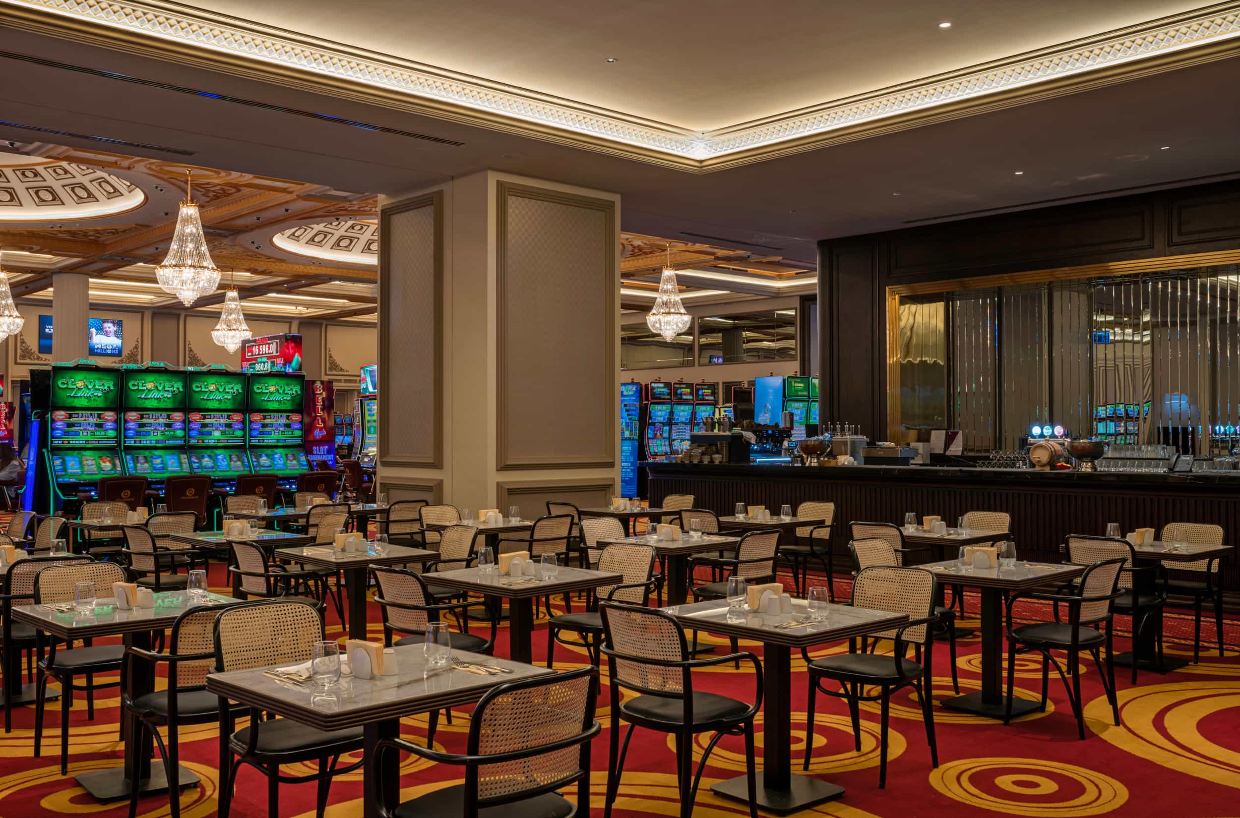 Picture of GoldenEye Cafe